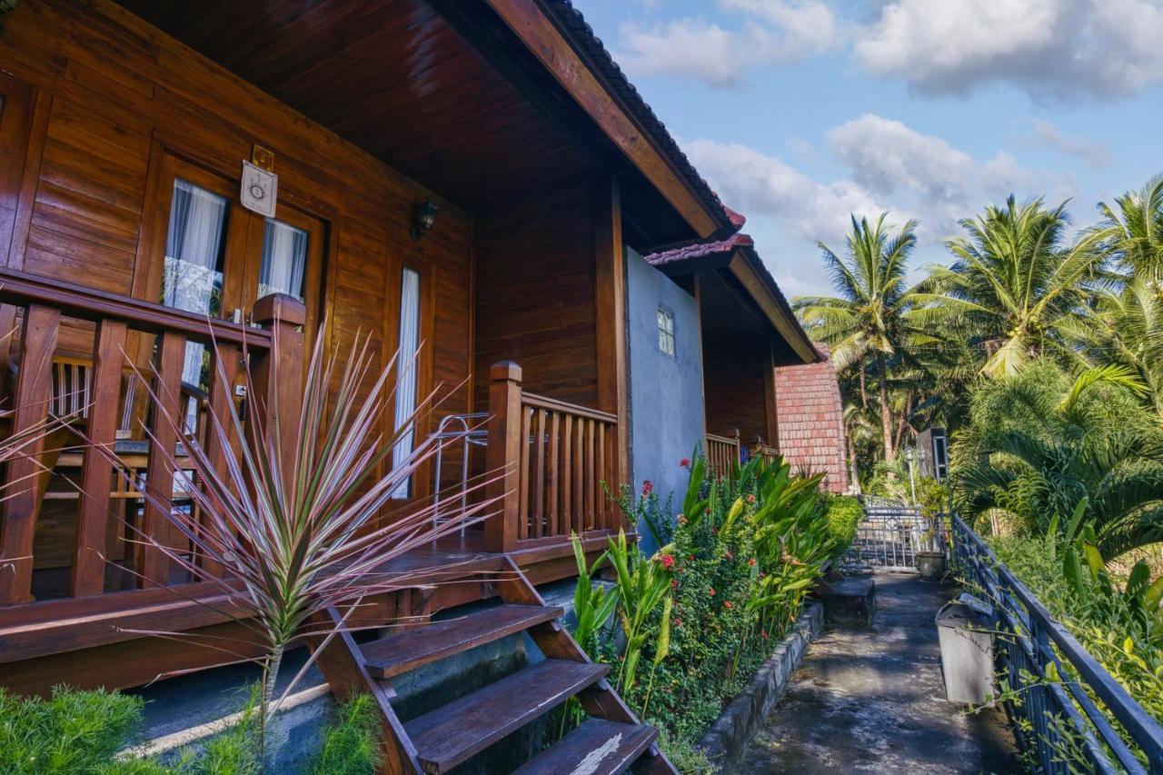 Coconut Hill Cottage Batununggul Extérieur photo